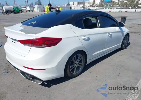 2017 Hyundai Elantra Se z USA, uszkodzony, nr VIN 5NPD84LF9HH128432